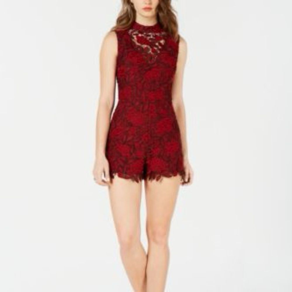 NWT Guess Red Teegan Allover-Lace Short Romper size 8